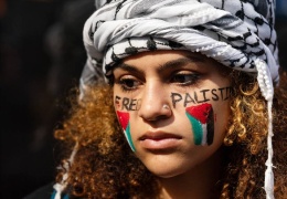 Filistin halkının yanında olmak